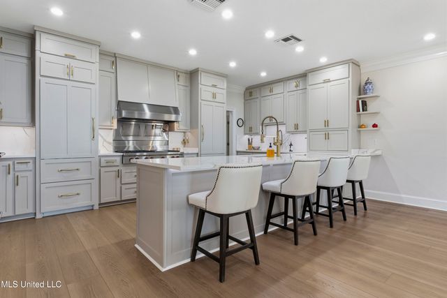 308 Italian Isle Road, Gautier, MS 39553