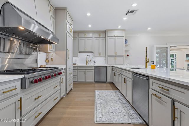 308 Italian Isle Road, Gautier, MS 39553