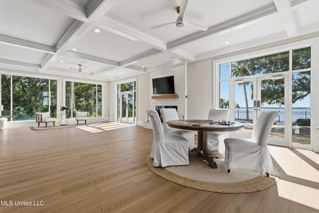 308 Italian Isle Road, Gautier, MS 39553