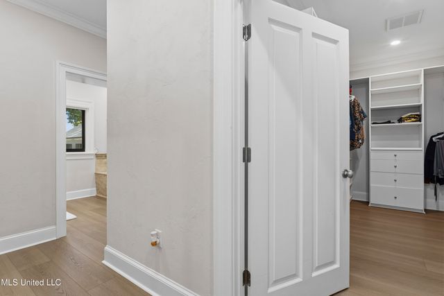 308 Italian Isle Road, Gautier, MS 39553