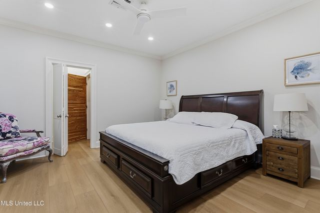 308 Italian Isle Road, Gautier, MS 39553