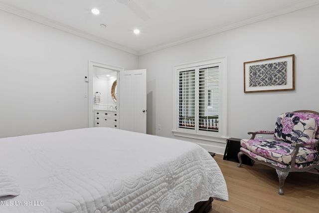 308 Italian Isle Road, Gautier, MS 39553