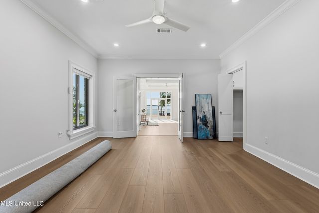 308 Italian Isle Road, Gautier, MS 39553