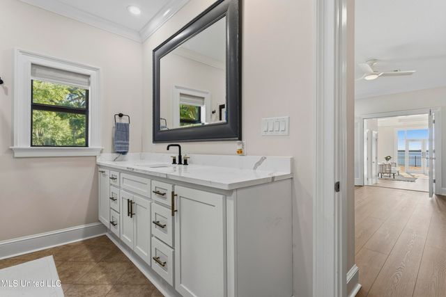 308 Italian Isle Road, Gautier, MS 39553