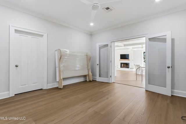 308 Italian Isle Road, Gautier, MS 39553