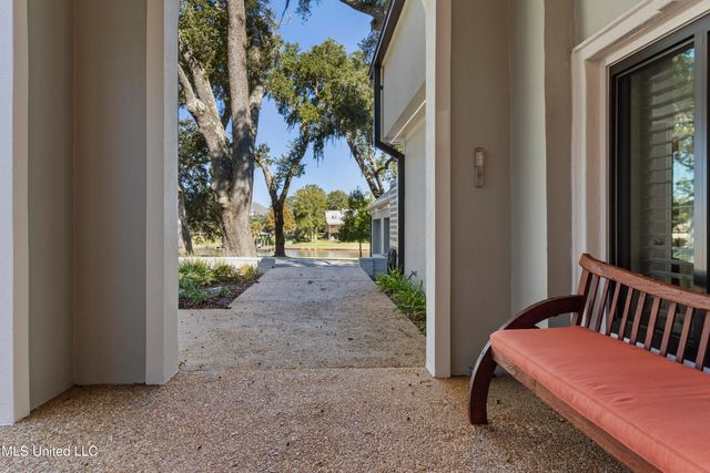 308 Italian Isle Road, Gautier, MS 39553