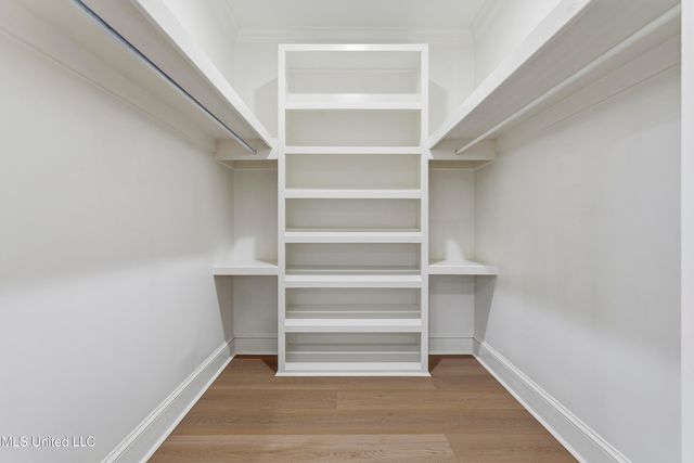 308 Italian Isle Road, Gautier, MS 39553