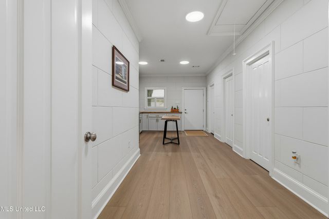 308 Italian Isle Road, Gautier, MS 39553