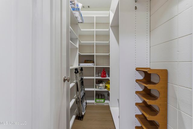 308 Italian Isle Road, Gautier, MS 39553