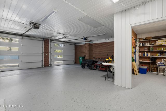 308 Italian Isle Road, Gautier, MS 39553