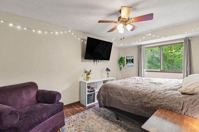 4490 Woodgate Point, Eagan, MN 55122