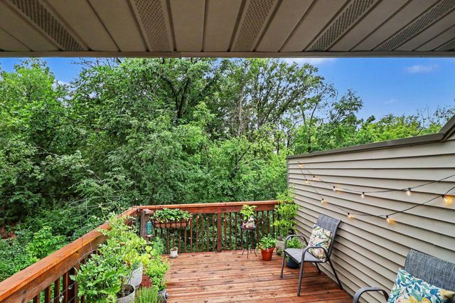 4490 Woodgate Point, Eagan, MN 55122