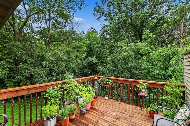 4490 Woodgate Point, Eagan, MN 55122