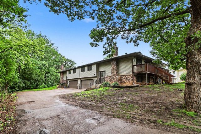 4490 Woodgate Point, Eagan, MN 55122