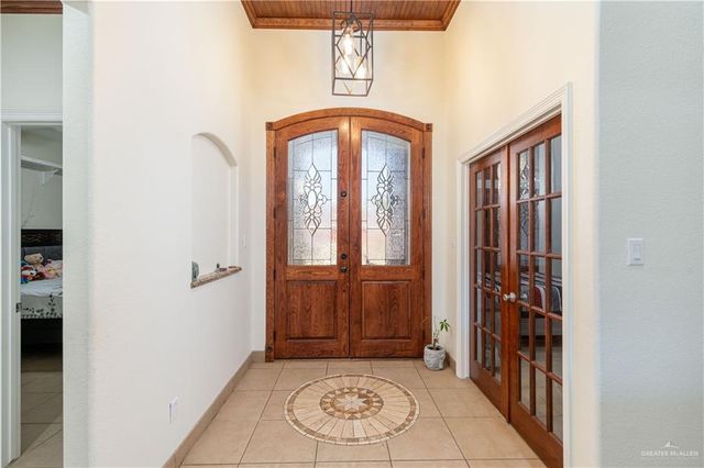 705 Sun Chase Street, San Juan, TX 78589