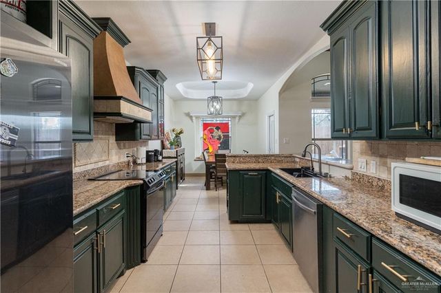 705 Sun Chase Street, San Juan, TX 78589