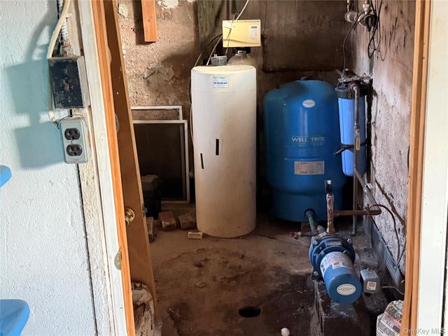 16 Maple Avenue, West Nyack, NY 10994