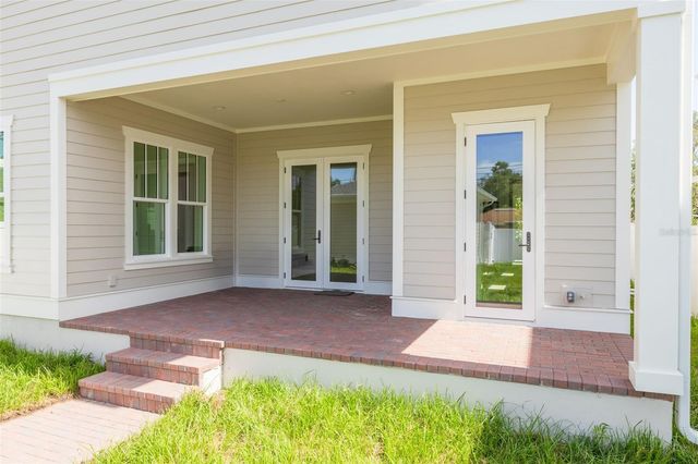 455 47TH AVENUE N, St Petersburg, FL 33703
