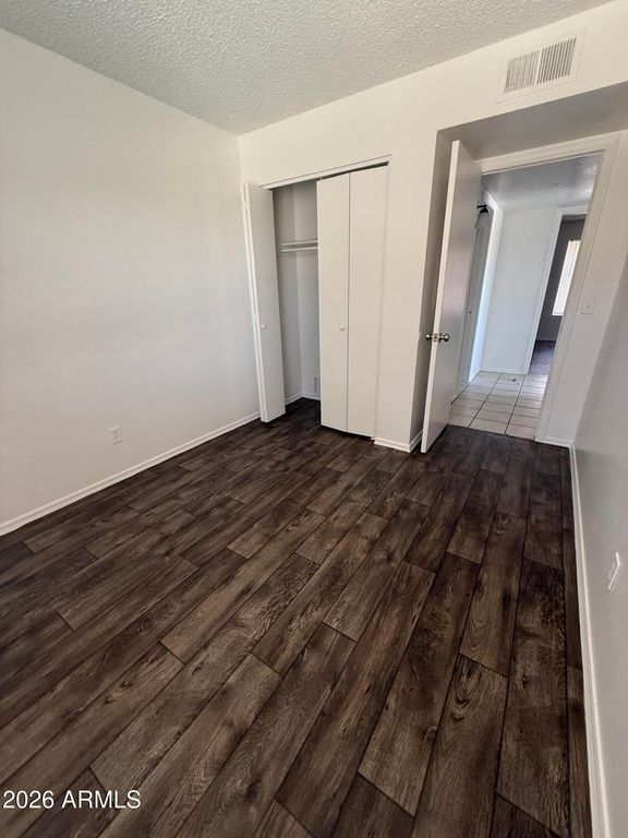 2819 E CAPRI Circle 1, Mesa, AZ 85204
