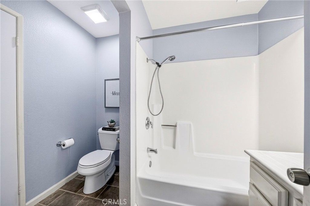 Image 11 of property listing at 8615 Meadow Brook 101, Garden Grove, CA 92844