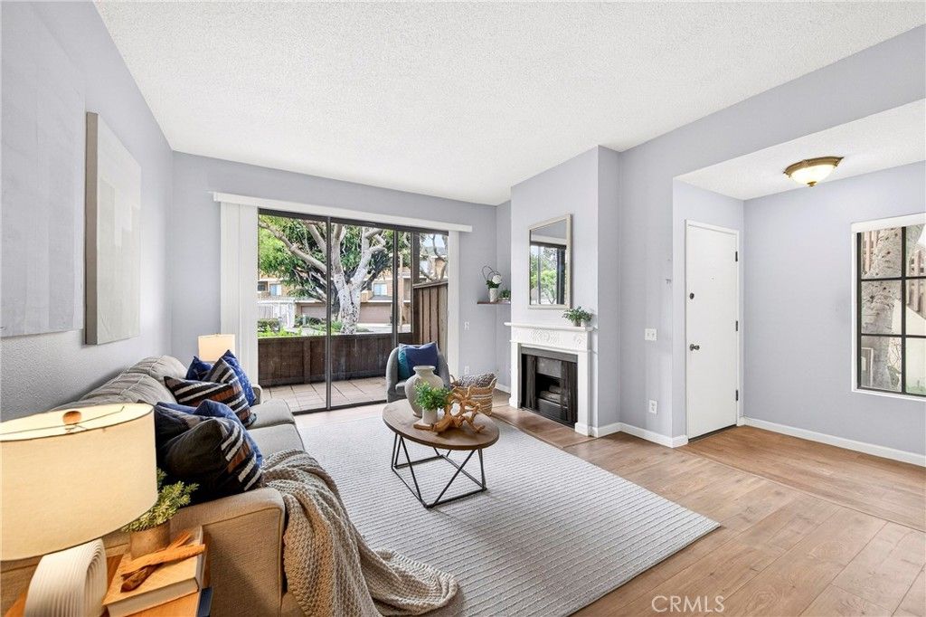 Image 2 of property listing at 8615 Meadow Brook 101, Garden Grove, CA 92844