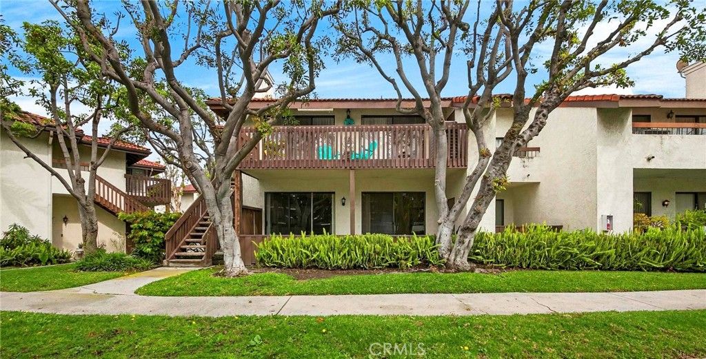 Image 21 of property listing at 8615 Meadow Brook 101, Garden Grove, CA 92844