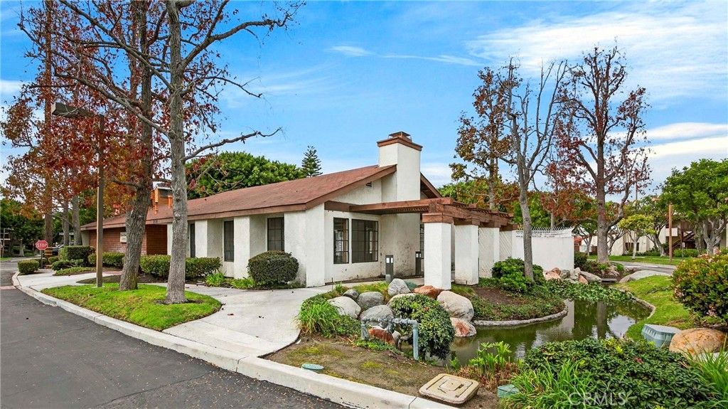 Image 25 of property listing at 8615 Meadow Brook 101, Garden Grove, CA 92844