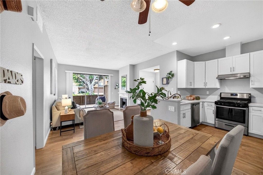 Image 8 of property listing at 8615 Meadow Brook 101, Garden Grove, CA 92844