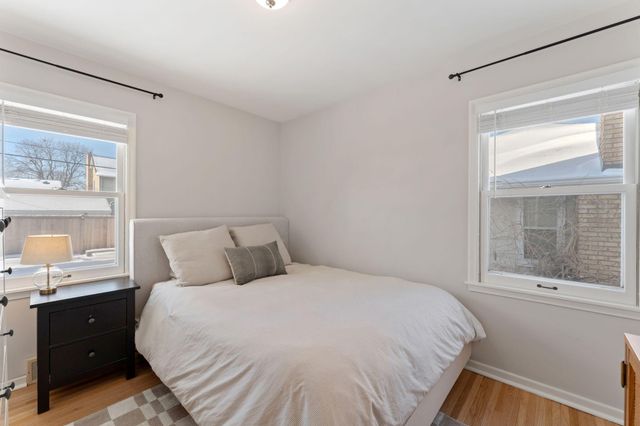 6112 10th Avenue S, Minneapolis, MN 55417