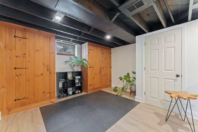 6112 10th Avenue S, Minneapolis, MN 55417