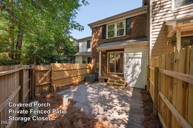 106 Gunston Court, Chapel Hill, NC 27514