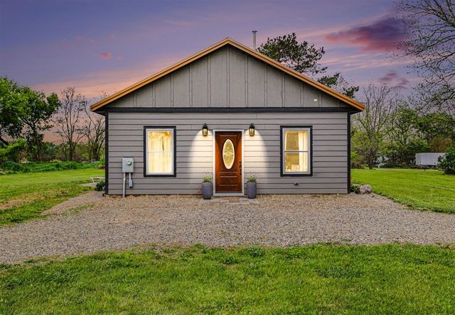 19184 L Drive, Marshall, MI 49068