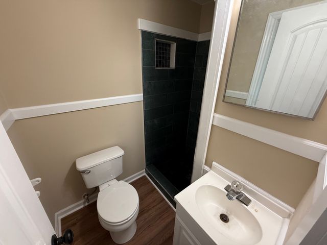 204 Orchard Ln, Winchester, TN 37398