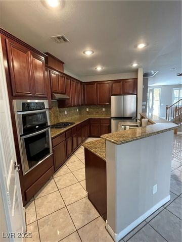 9072 Sendero Avenue, Las Vegas, NV 89178