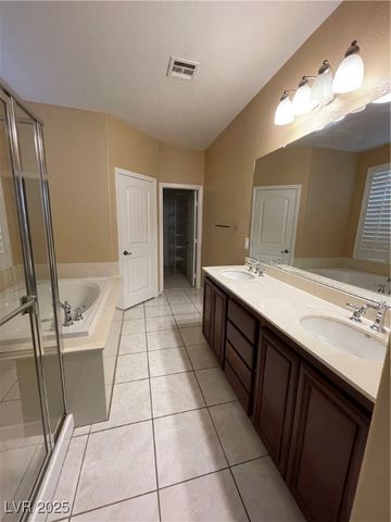 9072 Sendero Avenue, Las Vegas, NV 89178