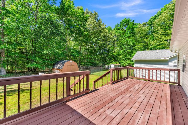 9044 Weketa Dr, Crossville, TN 38572