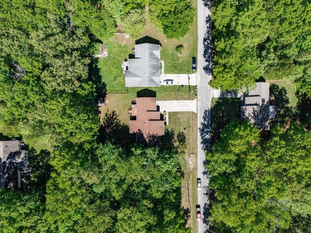 9044 Weketa Dr, Crossville, TN 38572