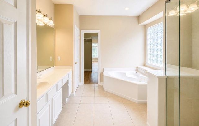 2114 Fortuna Bella Drive, Pearland, TX 77581