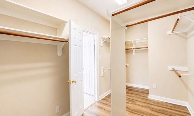 2114 Fortuna Bella Drive, Pearland, TX 77581