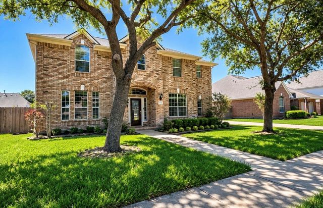 2114 Fortuna Bella Drive, Pearland, TX 77581