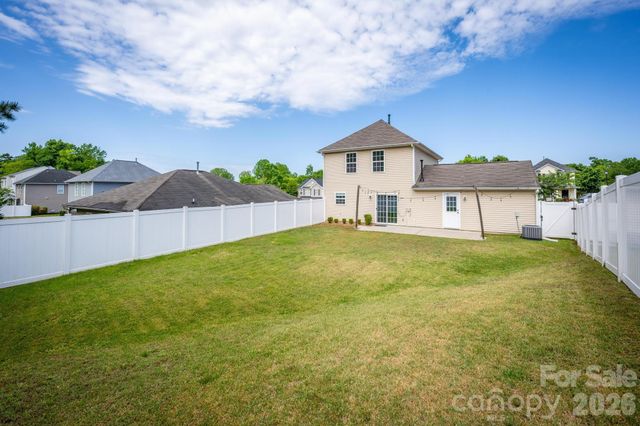 10809 Traders Court, Davidson, NC 28036