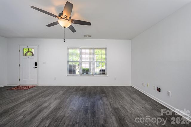 10809 Traders Court, Davidson, NC 28036