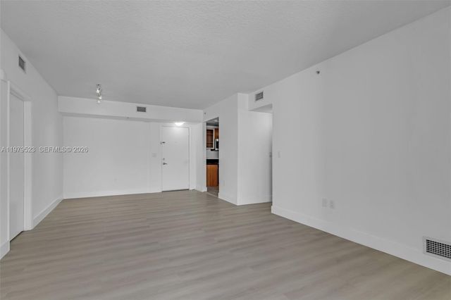 18800 NE 29th Avenue LP1022, Aventura, FL 33180
