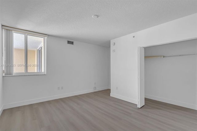 18800 NE 29th Avenue LP1022, Aventura, FL 33180