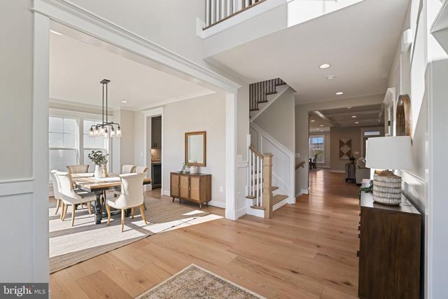 16055 KEYMER HILL CT, Hamilton, VA 20158