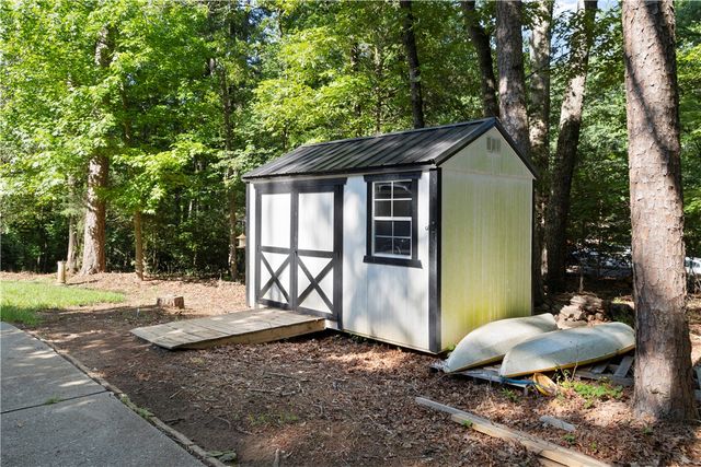 1298 Carradine Road, Seneca, SC 29678