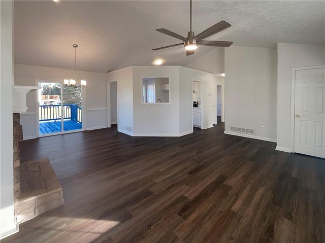 16 Fairview Glen, Dallas, GA 30157