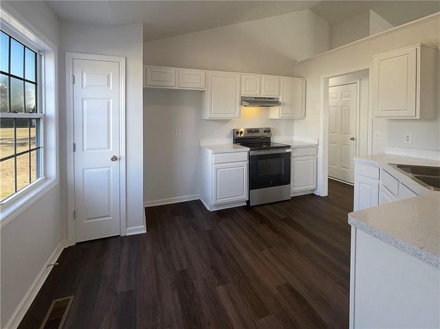 16 Fairview Glen, Dallas, GA 30157