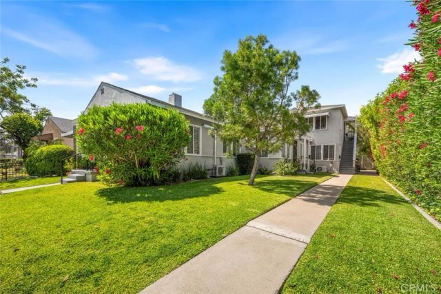 5139 E Carson Street, Long Beach, CA 90808