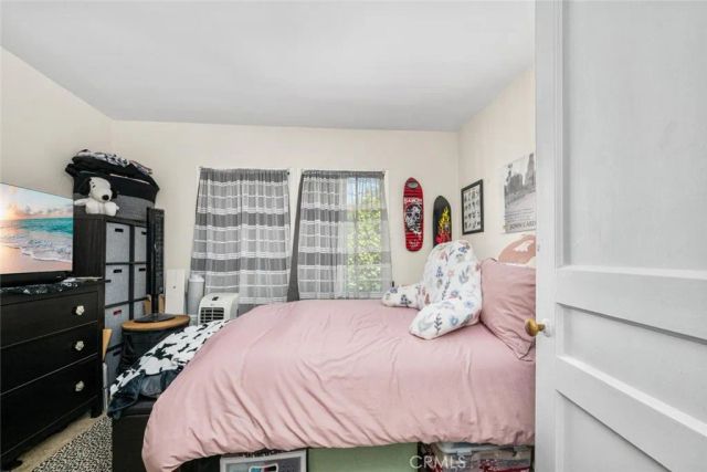 5139 E Carson Street, Long Beach, CA 90808